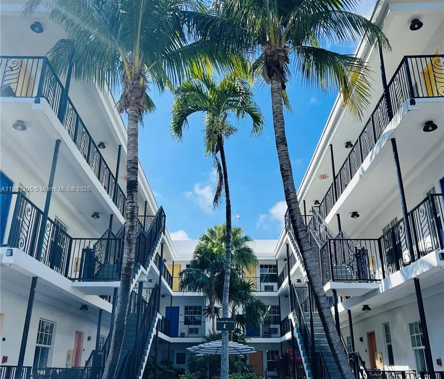 1330 Pennsylvania Ave # 304, Miami Beach FL 33139