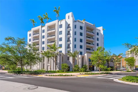 701 Valencia Ave # 401, Coral Gables FL 33134