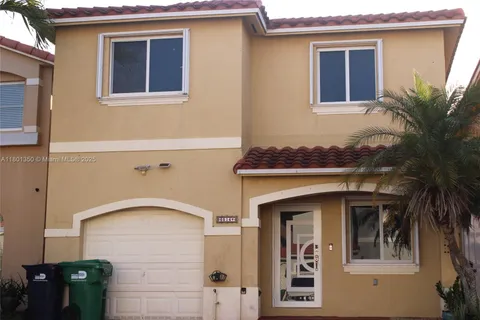 6014 SW 162nd Pl, Miami FL 33193