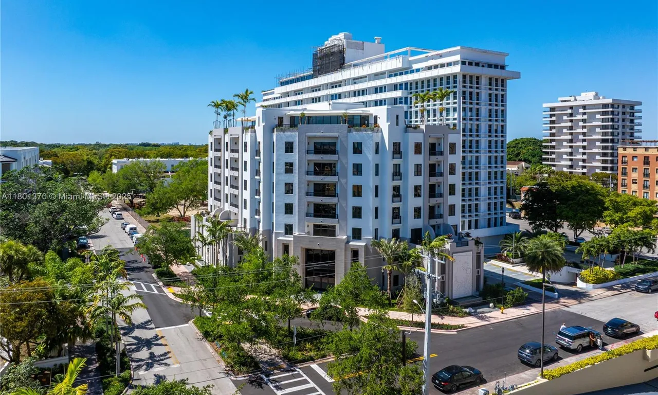 701 Valencia Ave # 402, Coral Gables FL 33134