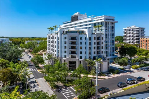 701 Valencia Ave # 402, Coral Gables FL 33134