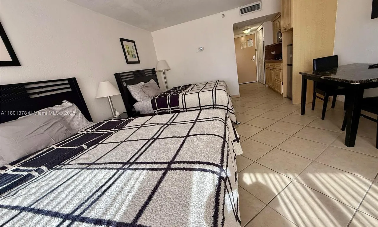 19201 Collins Ave # 241, Sunny Isles Beach FL 33160