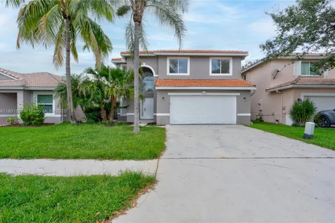 6381 Willoughby Cir, Lake Worth FL 33463