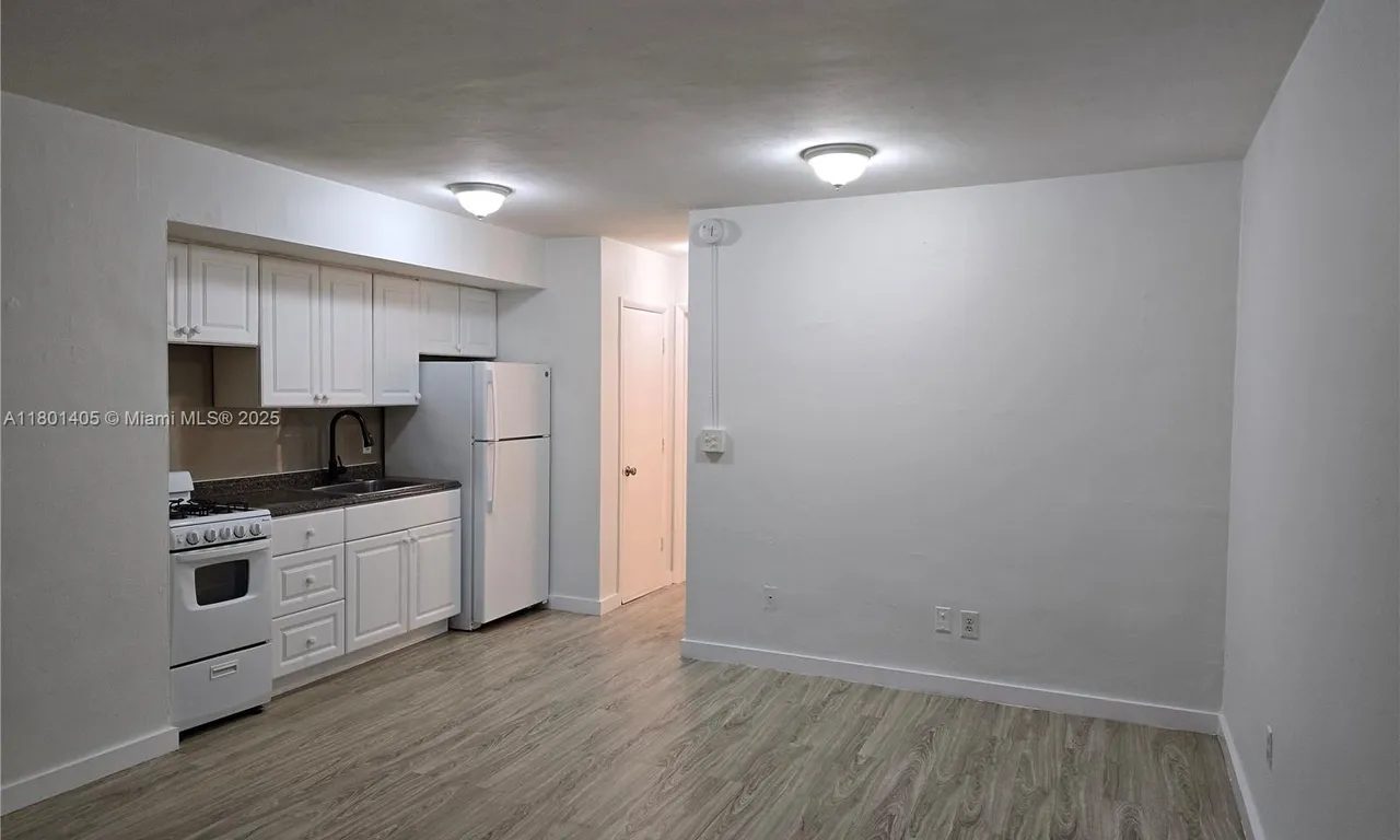 1140 71st St # 3, Miami Beach FL 33141