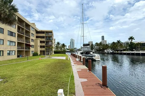 301 Golden Isles Dr # 203, Hallandale Beach FL 33009