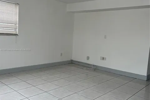 5067 NW 5th St # A, Miami FL 33126