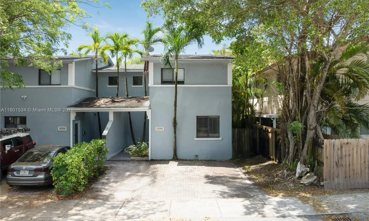 3182 Day Ave, Coconut Grove FL 33133