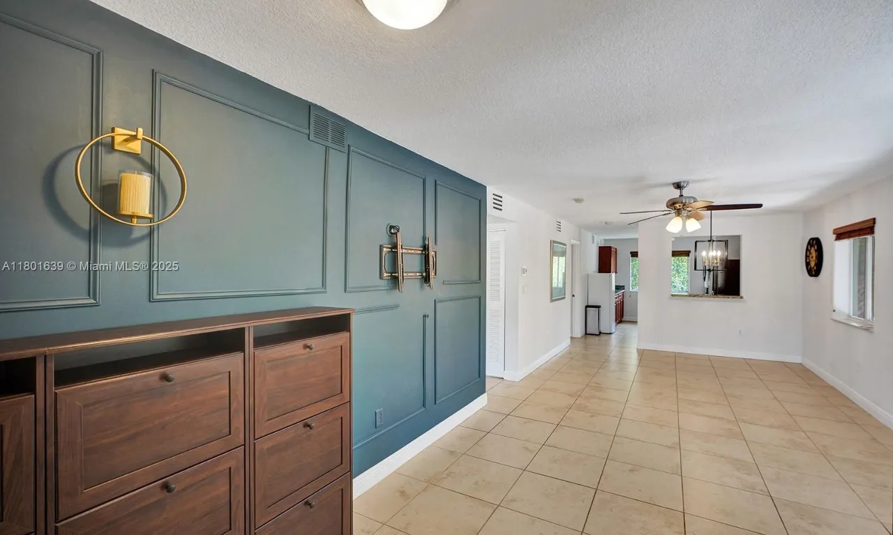 6235 SW 47th Mnr # 204, Davie FL 33314