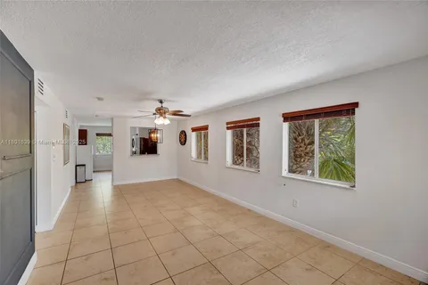 6235 SW 47th Mnr # 204, Davie FL 33314