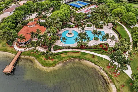 4960 SW 158th Ave, Miramar FL 33027