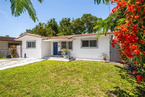2340 SW 17th Ave, Miami FL 33145