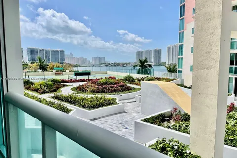 3370 Hidden Bay Dr # 510, Aventura FL 33180
