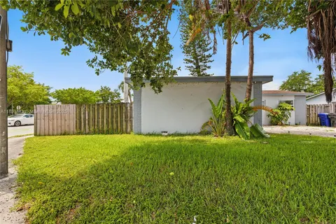 6400 Sheridan St, Hollywood FL 33024