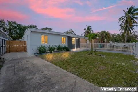 716 Burlington St, Opa-Locka FL 33054