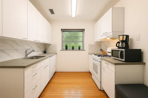 920 Euclid Ave # 12, Miami Beach FL 33139