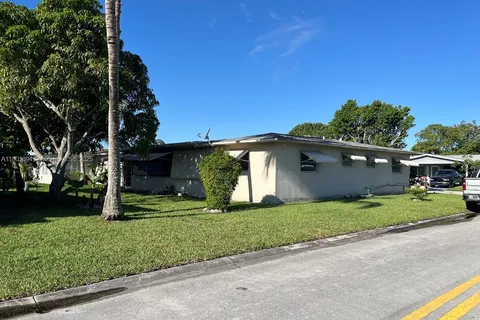1130 NW 67th Ave, Margate FL 33063