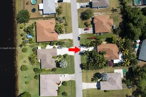 2014 SE Mantua St, Port St. Lucie FL 34952