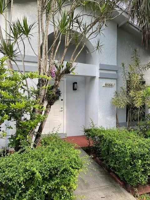 6466 SW 152nd Cir Pl # 66, Miami FL 33193