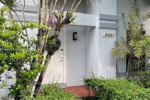 6466 SW 152nd Cir Pl # 66, Miami FL 33193