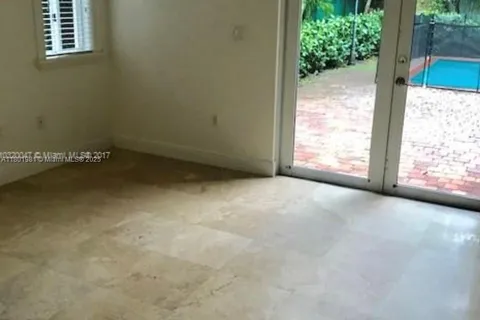 2286 SW 16 CT # 2286, Coral Gables FL 33145