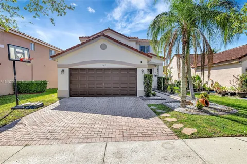 1317 Majesty Ter, Weston FL 33327