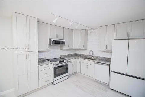 1410 14th Ter # 1410, Palm Beach Gardens FL 33418