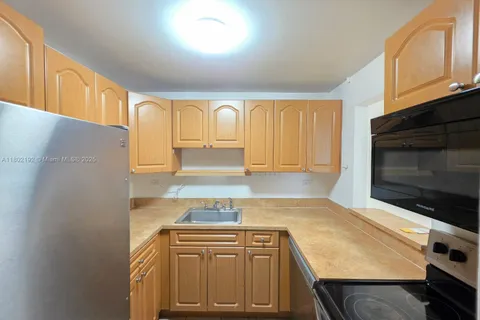 1740 NW N River Dr # 215, Miami FL 33125