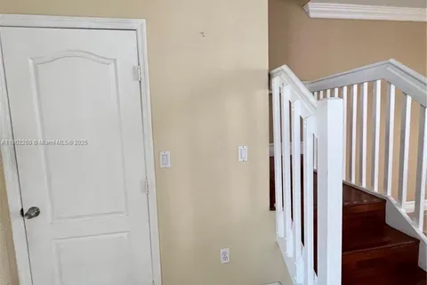 7329  NW 174  TE # 101, Miami Lakes FL 33015