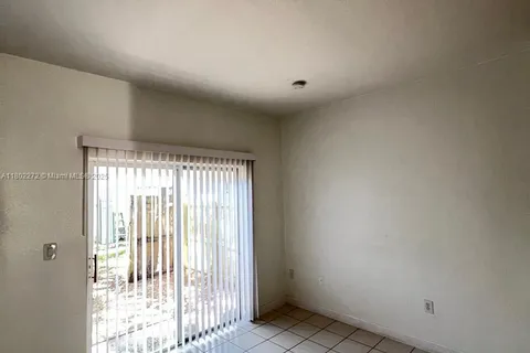 1662 SE 27th Dr # 103, Homestead FL 33035