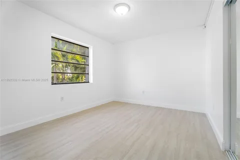 1661 SW 3rd St # 8, Miami FL 33135