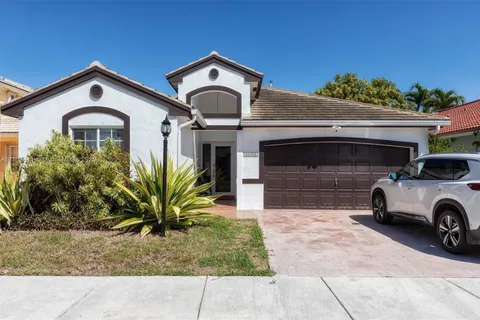 15763 SW 82nd St, Miami FL 33193