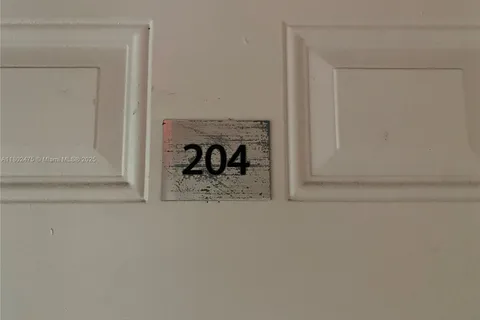 1021 NW 3rd St # 204, Miami FL 33128