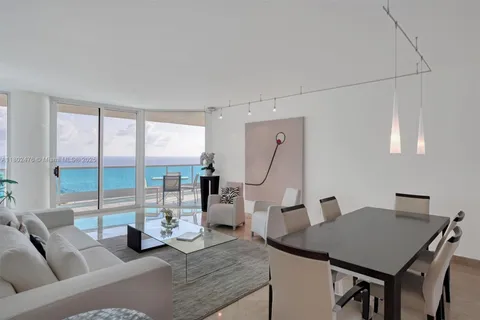 5025 Collins Ave # 2107, Miami Beach FL 33140