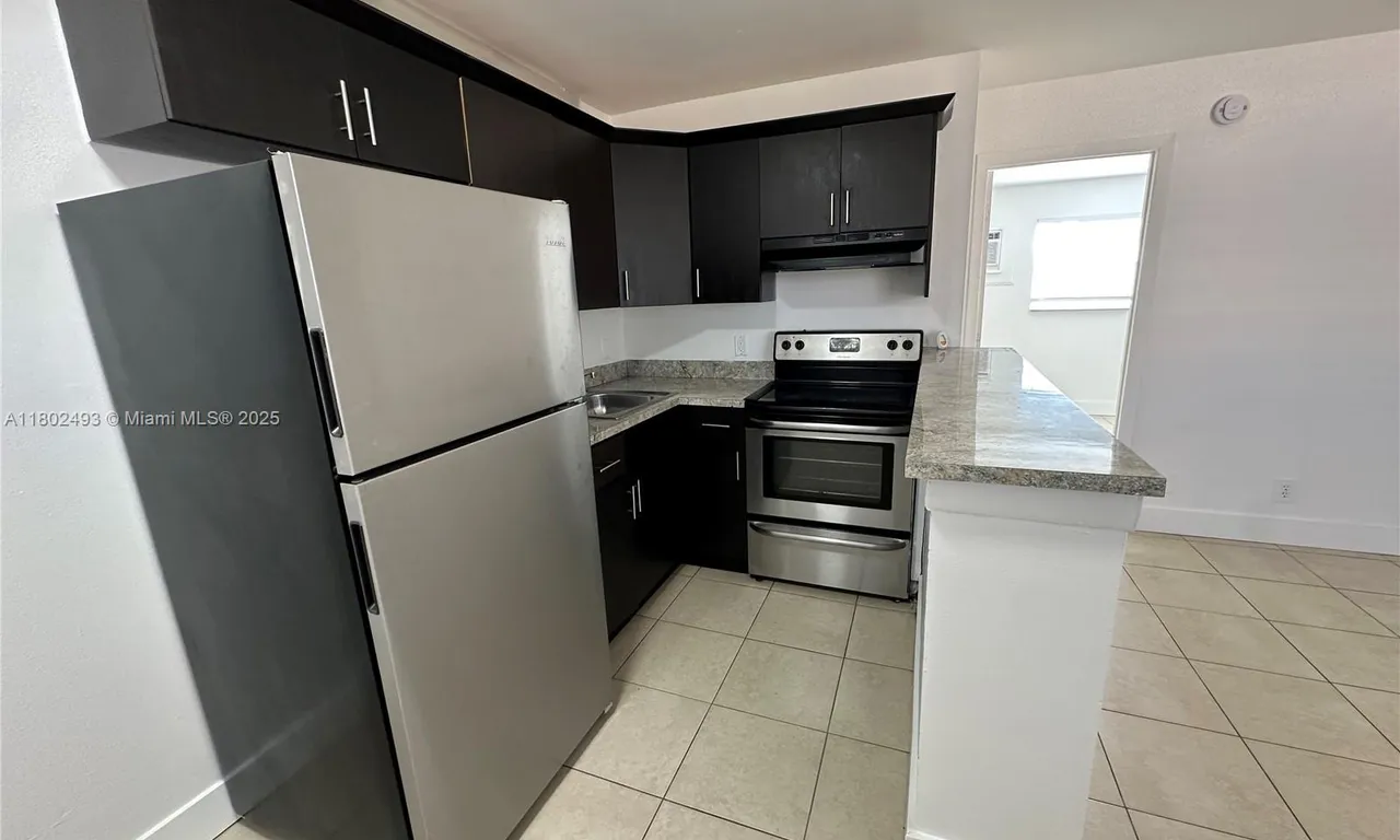 101 NE 41st St # G117, Oakland Park FL 33334