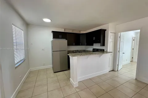 101 NE 41st St # G117, Oakland Park FL 33334