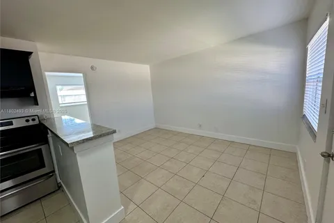 101 NE 41st St # G117, Oakland Park FL 33334