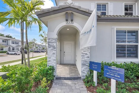 16228 SW 291st St, Homestead FL 33033