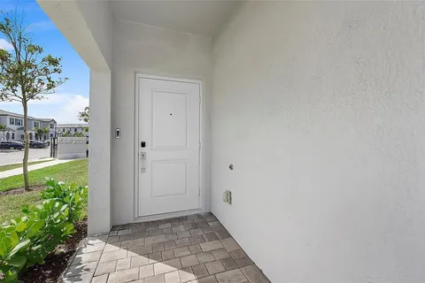 16228 SW 291st St, Homestead FL 33033