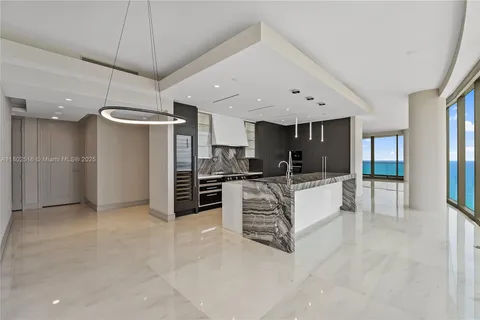 17901 Collins Ave # 2404, Sunny Isles Beach FL 33160