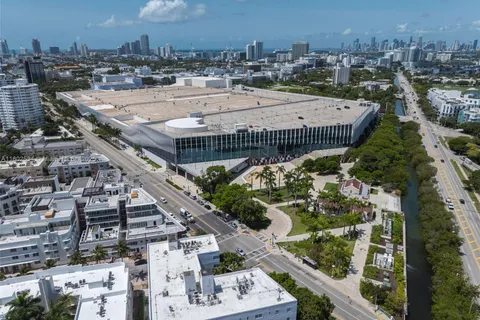 2155 Washington Ct # 308, Miami Beach FL 33139