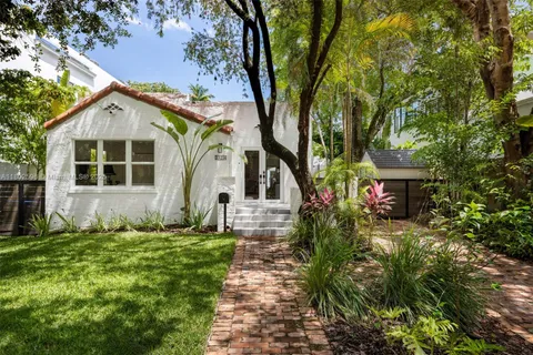 2478 Inagua Ave, Coconut Grove FL 33133