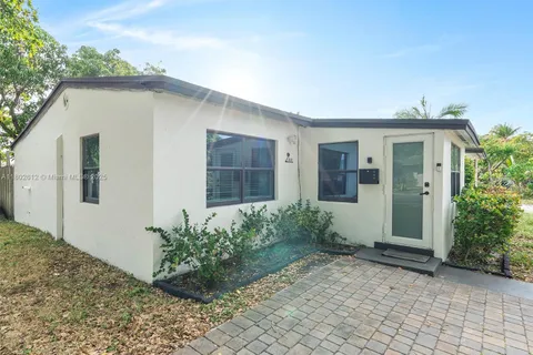 300 SW 23rd St # 1, Fort Lauderdale FL 33315