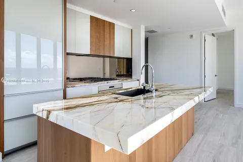 2831 S Bayshore Dr # 1708, Miami FL 33133