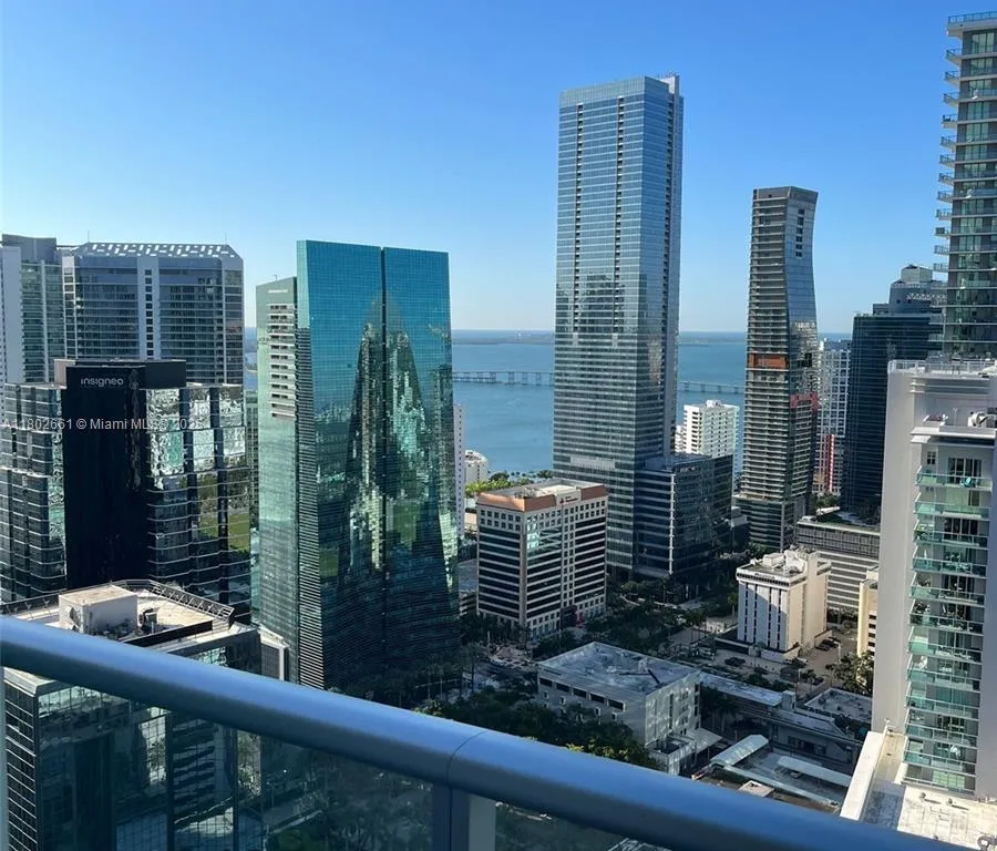 1100 S Miami Ave # 4004, Miami FL 33130