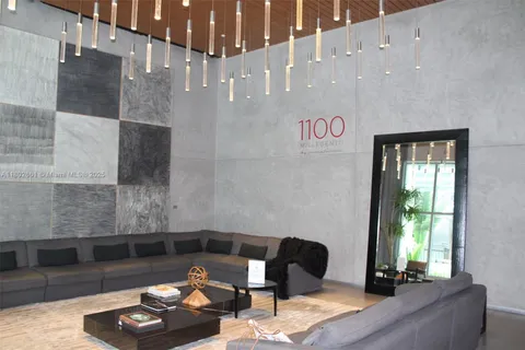 1100 S Miami Ave # 4004, Miami FL 33130