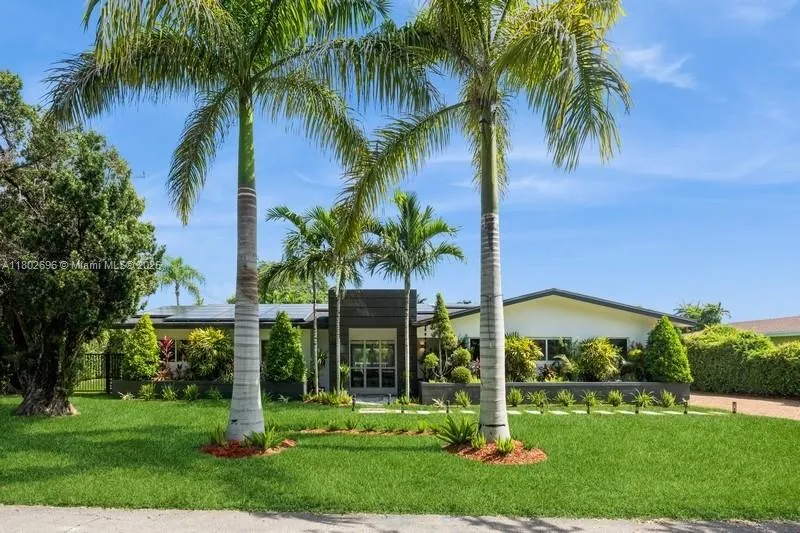 7625 SW 108th Ter, Pinecrest FL 33156