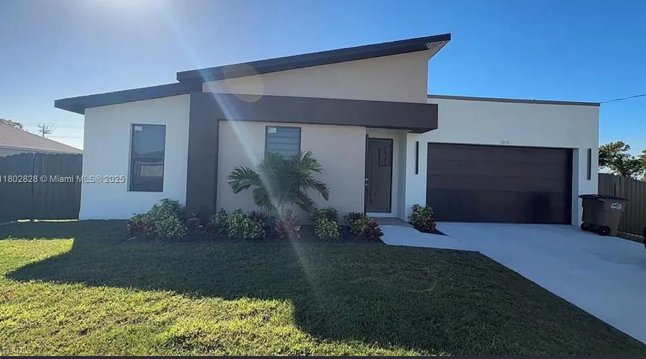 2838 NW EMBERS TER, Cape Coral FL 33993