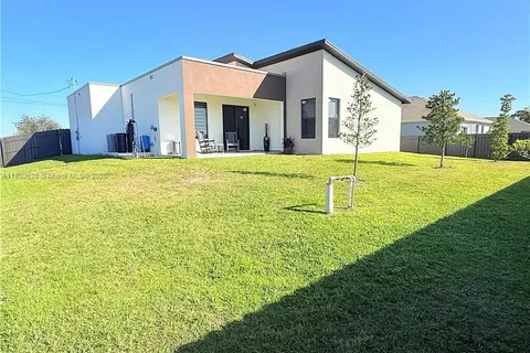 2838 NW EMBERS TER, Cape Coral FL 33993