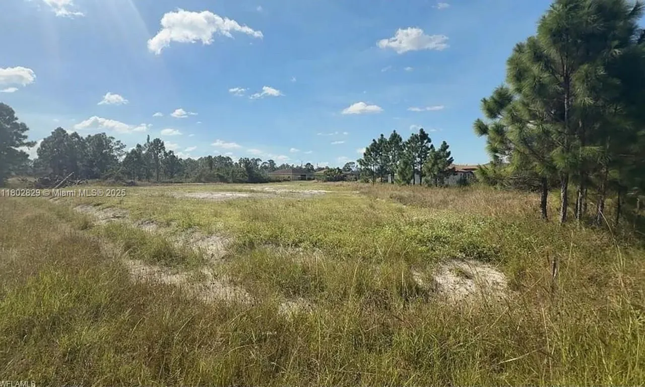 1030 MARSHALL AVE, Other City - In The State Of Florida FL 33974