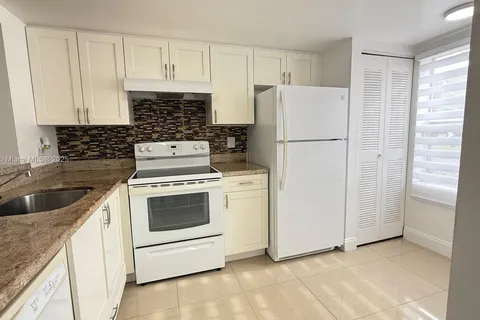 3836 NW 90th Ave # 3836, Sunrise FL 33351